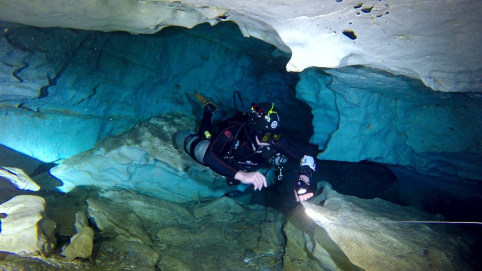 Buceo en Cuevas Yucatán Dive Center
